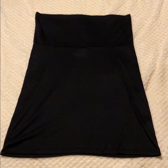 Super Cute Wide Waistband Black Skirt Great Shape! - Picture 5 of 5